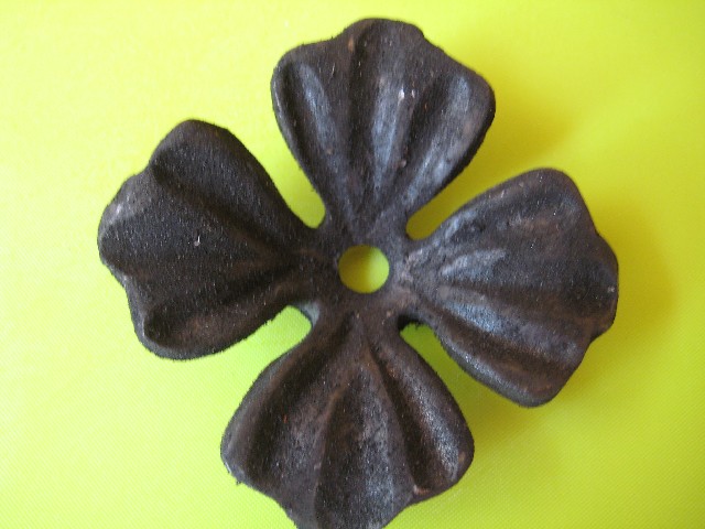 695/5 Květ-60x60 mm