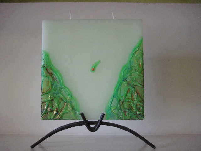 Malovaná aromatizovaná svíčka'vesuv' se stojá