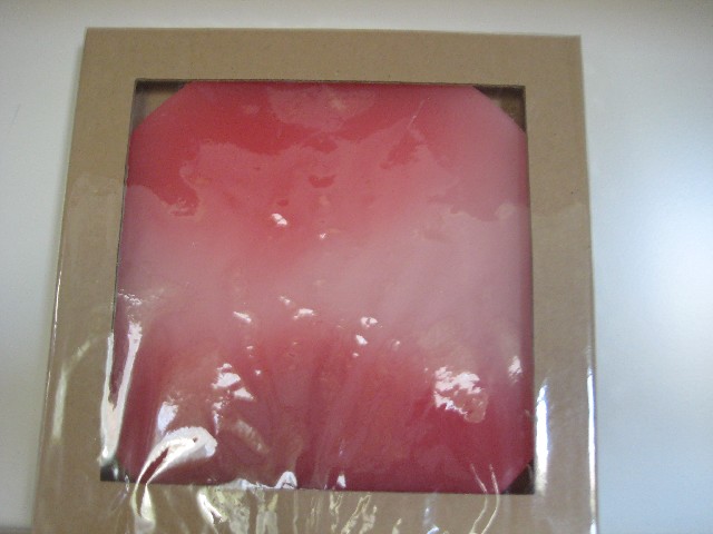 Mramorová svíčka se stojánkem aromatizovaná,náhradní nápln 98kč,průměr:22cm.