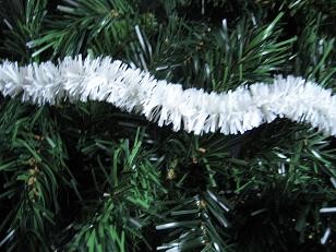 Ozdobný řetěz na stromeček,barva bílá,2,5cmx